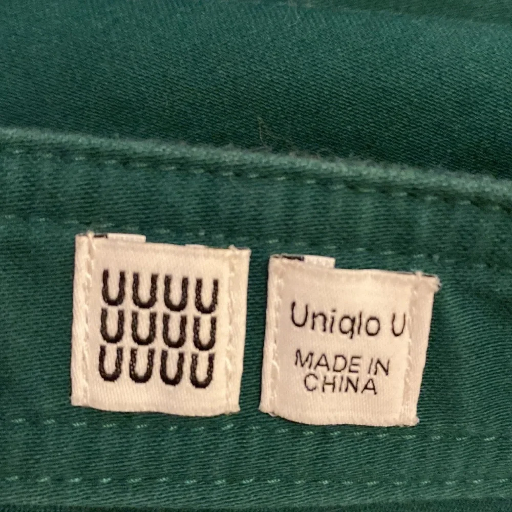 Uniqlo Dark Green A-Line Wrap Skirt. Size 6 - Picture 3 of 8